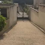 Nid Douillet Plein De Charme Avec Parking Gratuit شانتييّي