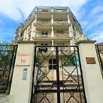 Nid Douillet Plein De Charme Avec Parking Gratuit شقة شانتييّي