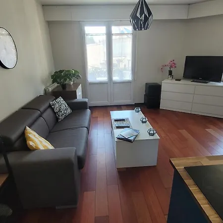 Nid Douillet Plein De Charme Avec Parking Gratuit Apartamento *