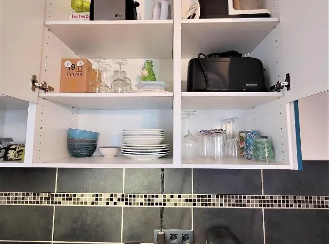 Nid Douillet Plein De Charme Avec Parking Gratuit Appartement Chantilly