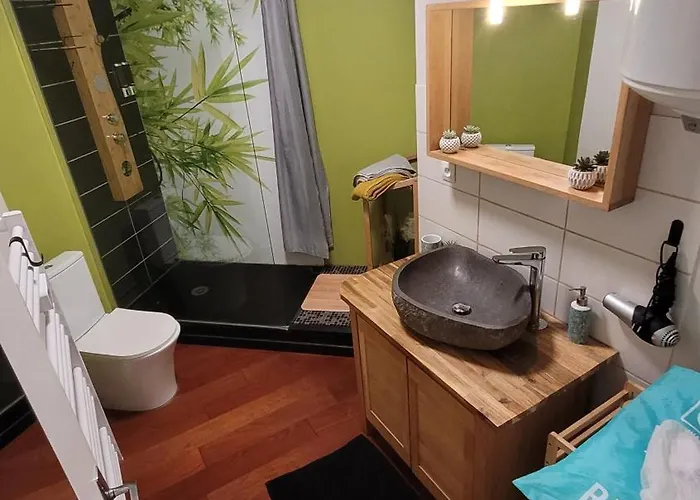 Nid Douillet Plein De Charme Avec Parking Gratuit Appartement